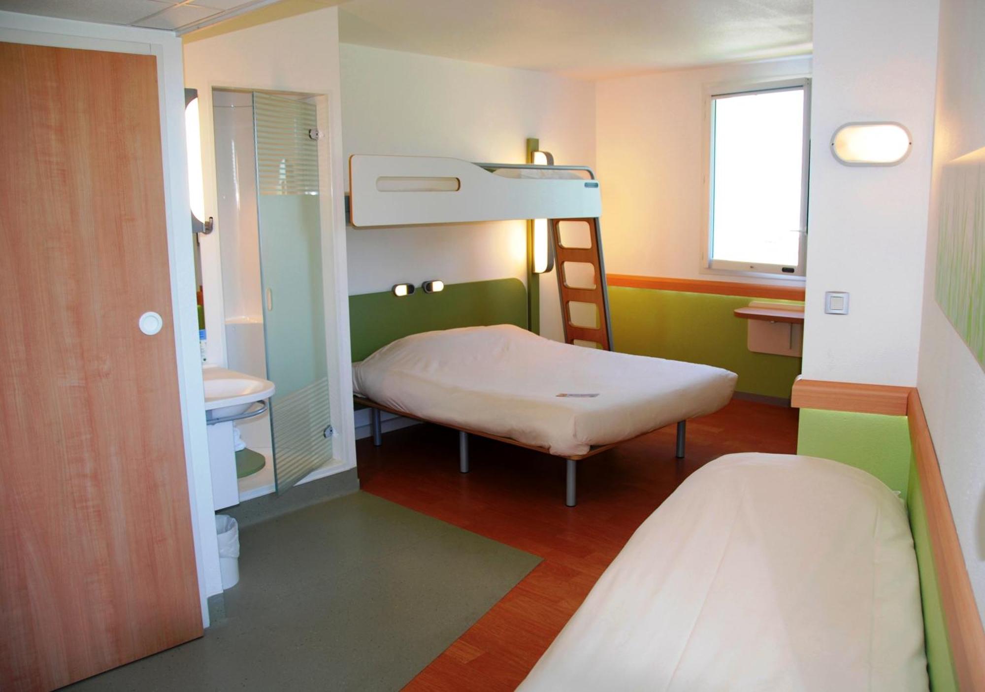 Ibis Budget Roanne Hotel Exterior photo