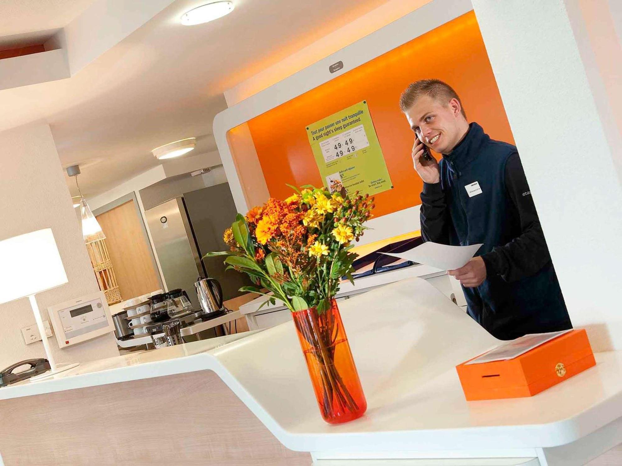 Ibis Budget Roanne Hotel Exterior photo