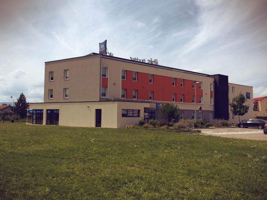 Ibis Budget Roanne Hotel Exterior photo